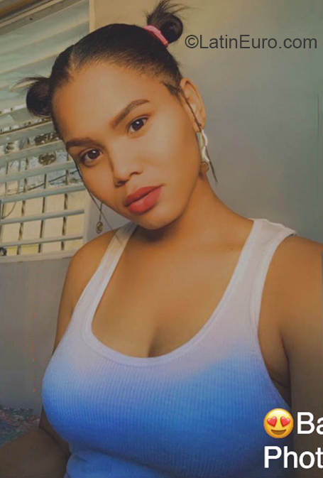 Date this sultry Dominican Republic girl Anastacia from Santo Domingo DO38167