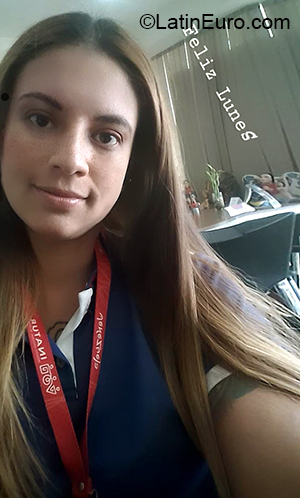 Date this tall Venezuela girl Karime from Valencia VE3218