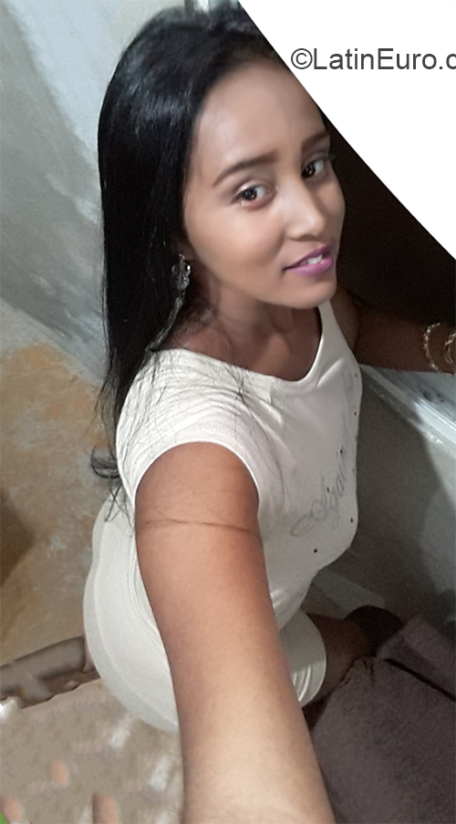 Date this pretty Dominican Republic girl Jin from Santiago DO38266