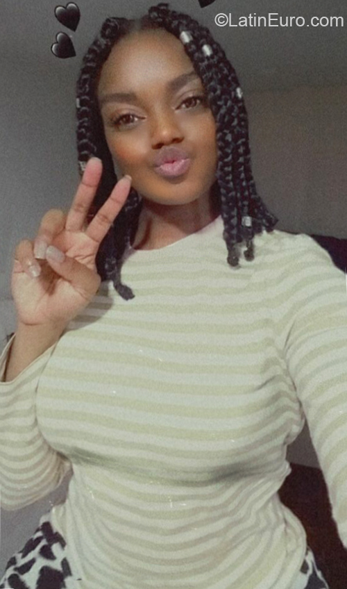 Date this sultry Colombia girl Alejandra from Bogota CO27553