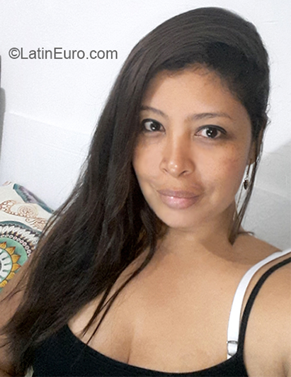 Date this beautiful Colombia girl Jeal from Villavicencio CO27611