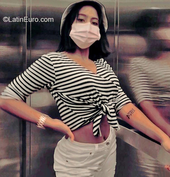 Date this athletic Costa Rica girl Alondra from Heredia CR398