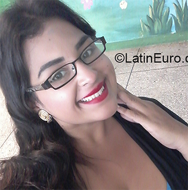 Date this tall Venezuela girl Meleidi from Barquisimeto VE3309