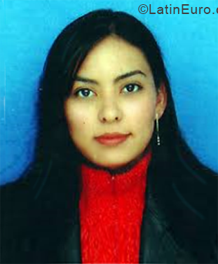 Date this stunning Colombia girl Pamela from Cali CO29912