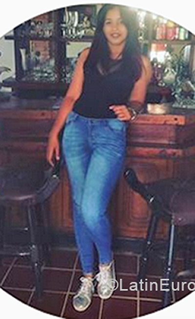 Date this gorgeous Dominican Republic girl Cleudys Franesca from La Vega DO38540