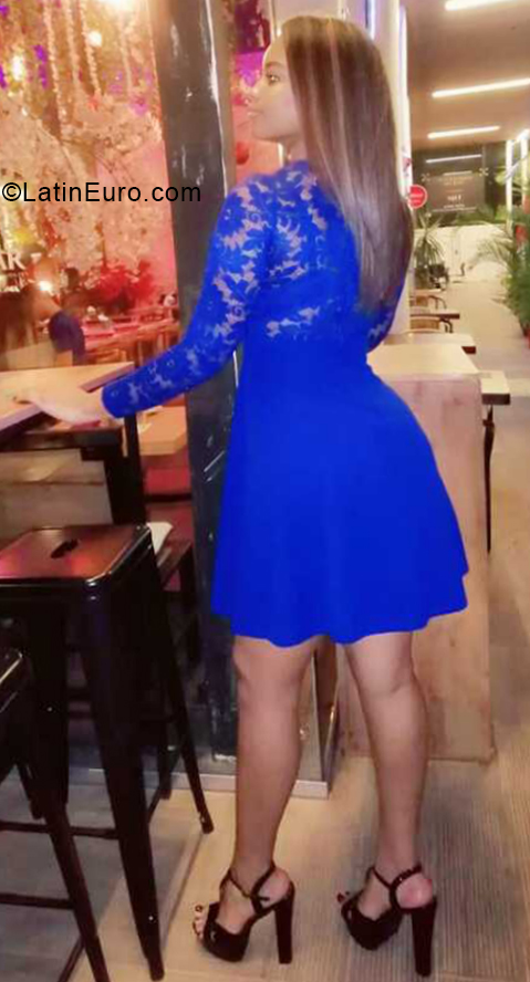 Date this hot Panama girl Alexandra from Panama City PA1212