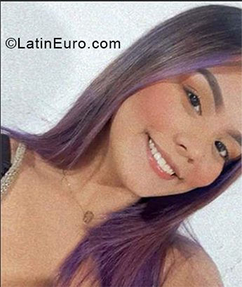 Date this sultry Colombia girl Fabiola adarmes from Pereira CO28382