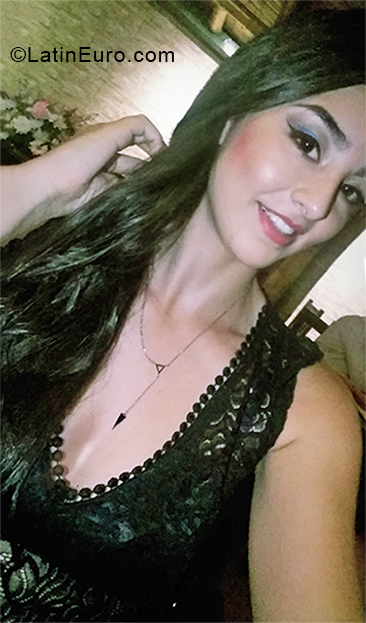 Date this cute Colombia girl Paola from Pereira CO28424
