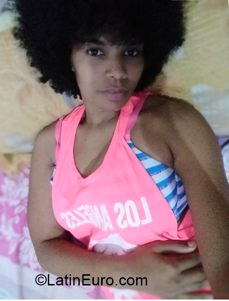 Date this cute Dominican Republic girl Dorisa Mery from Santo Domingo DO38781