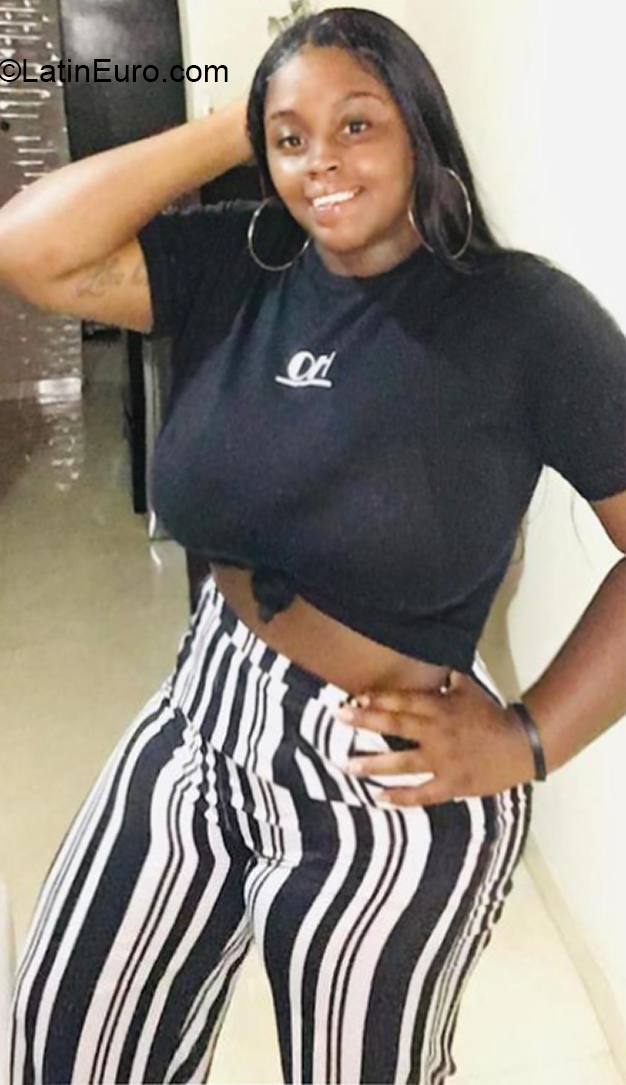 Date this good-looking Colombia girl Deisy from Cali CO28623