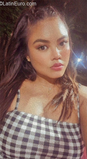 Date this good-looking Panama girl Shanele from Panama City PA1220