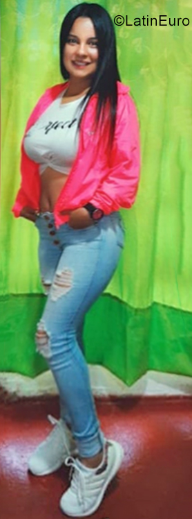 Date this hot Colombia girl Stefania from Manizales CO28663