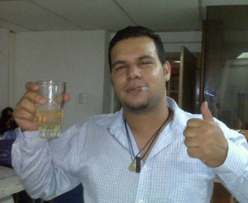 Date this georgeous Venezuela man Rafael from Caracas VE3518