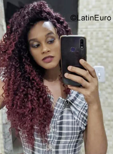 Date this young Brazil girl Luana from Sao Francisco Do Conde BR11271