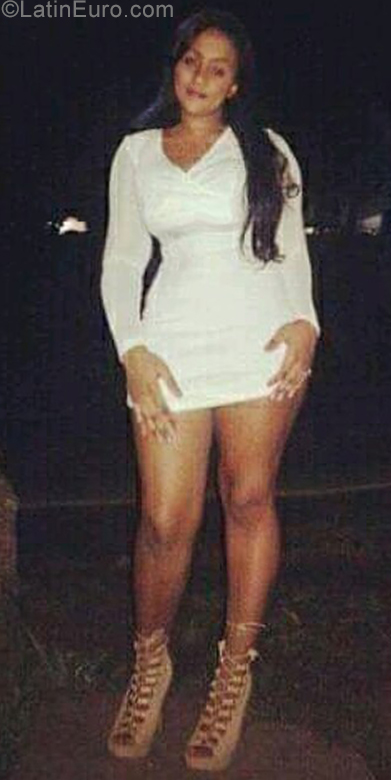 Date this fun Panama girl Thay from Panama PA1304