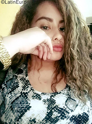 Date this sultry Peru girl Alexandra from Arequipa PE1751