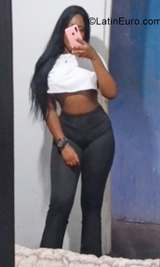 Date this young Colombia girl Bivi from Medellin CO29154