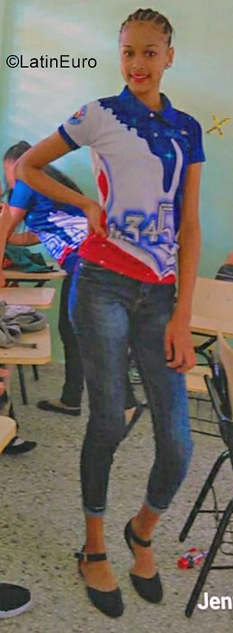 Date this lovely Dominican Republic girl Jenny from Santos Domingo DO39205