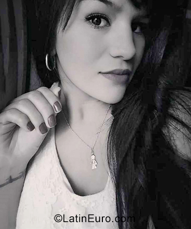 Date this hot Dominican Republic girl Sofia from Maria Trinidad Sanchez DO39258