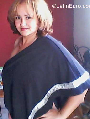 Date this passionate Venezuela girl Aida from Maracaibo VE3703