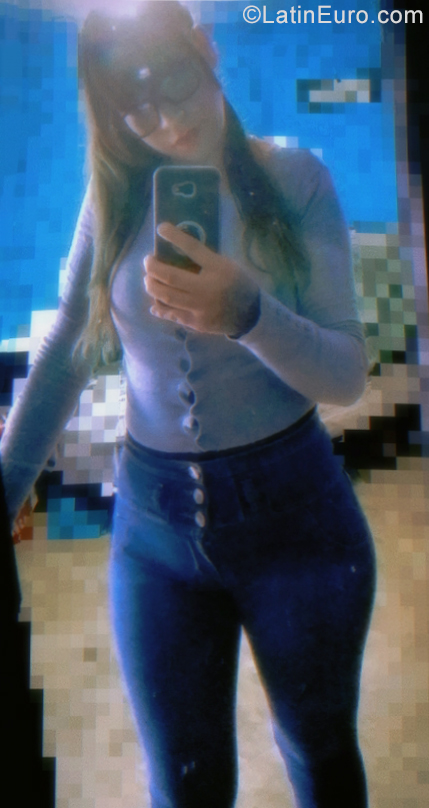 Date this georgeous Mexico girl Mariana from San Luis Potosí MX2248