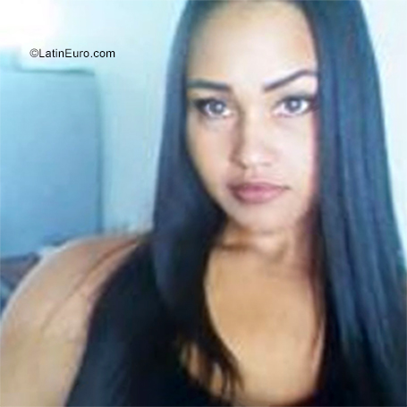Date this gorgeous Venezuela girl Marianna from Guarenas VE3724