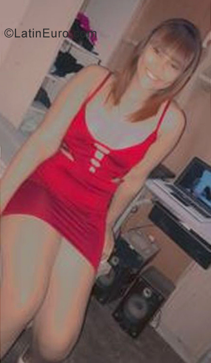 Date this sensual Dominican Republic girl Celanny vasque from Santo Domingo DO39371