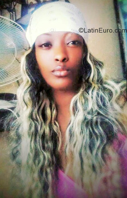 Date this passionate Cuba girl Sucel from Cienfuegos CU760