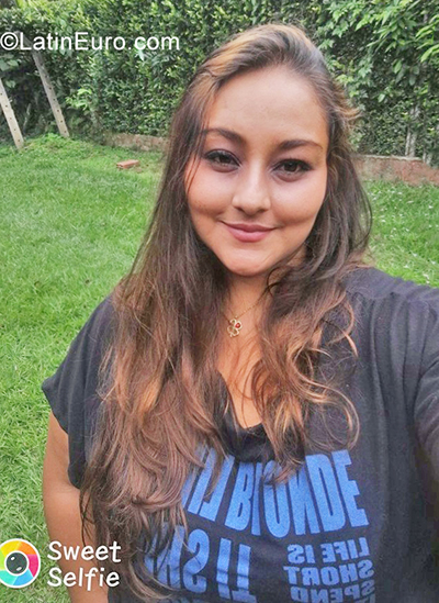 Date this gorgeous Colombia girl Anghie from Bogota CO29765