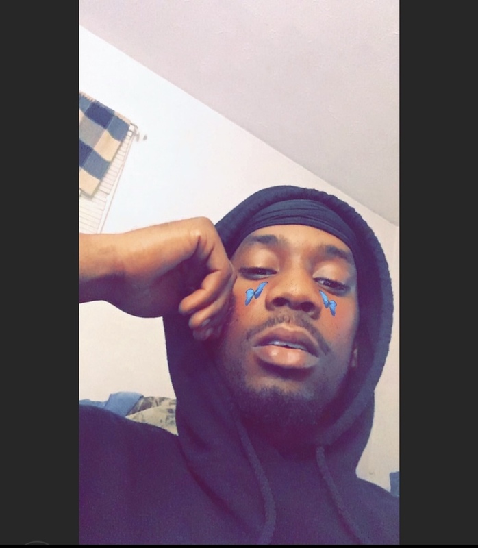 Date this funny United States man Kingwizzrd from Jacksonville US21195