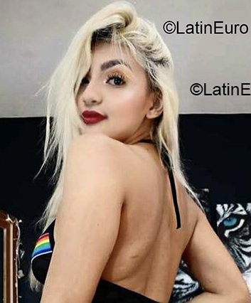 Date this pretty Colombia girl Mariam from Medellin CO29842