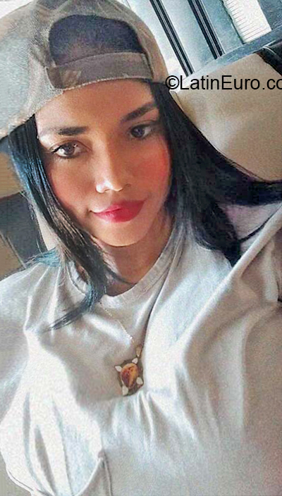 Date this beautiful Colombia girl Milagros from Aracataca CO29989