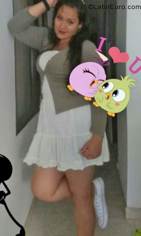 Date this pretty Colombia girl Luisa fernanda from Bogota CO30126