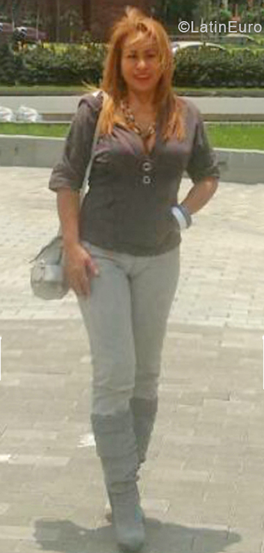 Date this tall Colombia girl Emma from Medellin CO30203