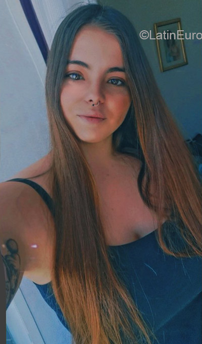 Date this lovely Spain girl Sara from Cadiz ES626