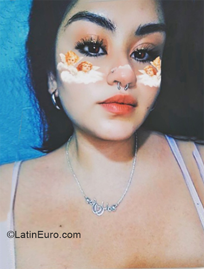 Date this attractive Mexico girl Pohua from Mexico City MX2411