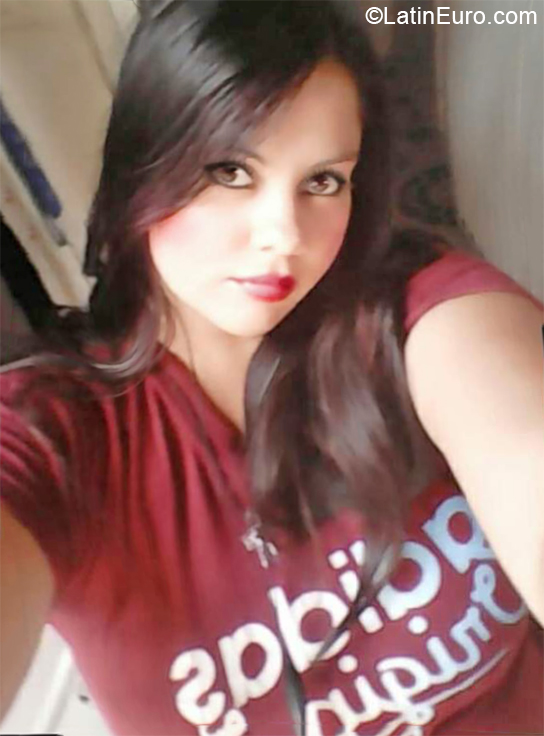 Date this beautiful Colombia girl Heidy from Cartagena CO30319