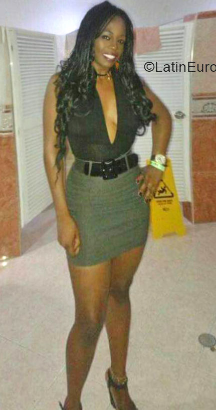 Date this lovely Colombia girl Johanna from Cali CO30362