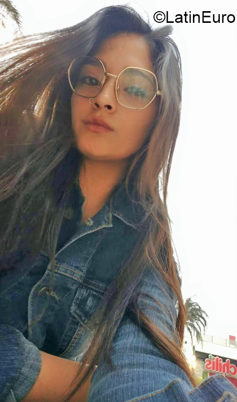 Date this georgeous Peru girl Nicolle from Lima PE1902