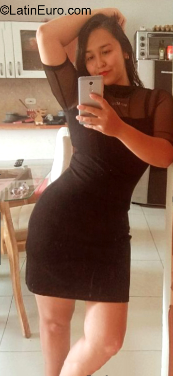 Date this delightful Colombia girl Nina from Medellin CO30534