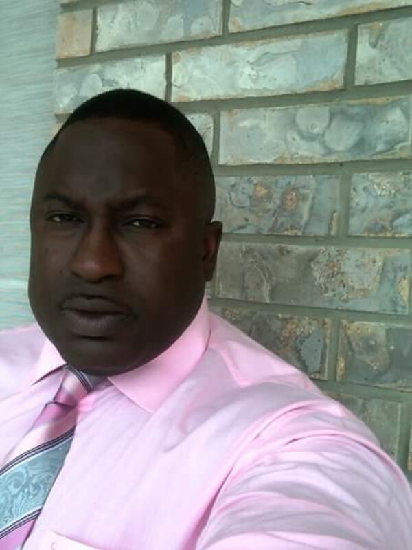 Date this tall United States man MD from Sachse US21378