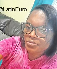 Date this nice looking United States girl Olga from Newark US21383