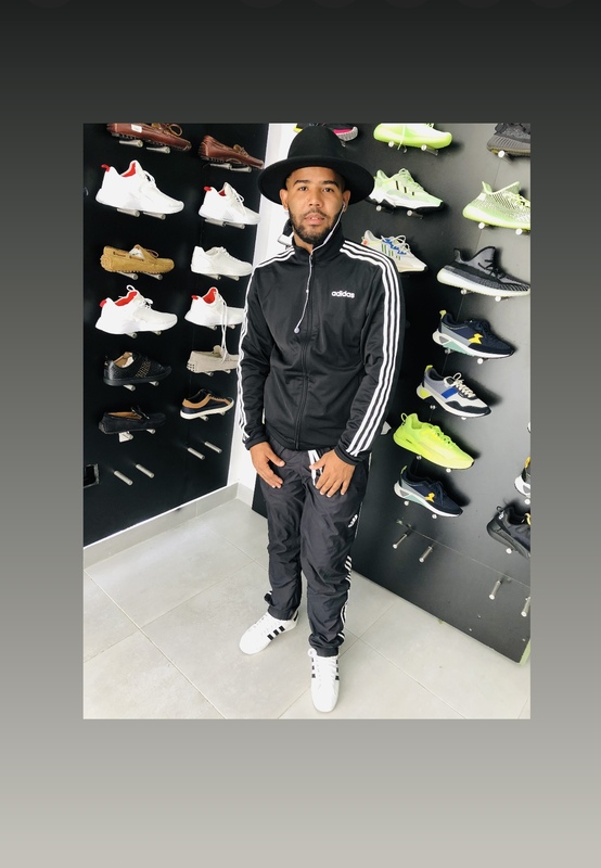 Date this athletic Dominican Republic man Yeiso from Pueblo Nuevo DO40093