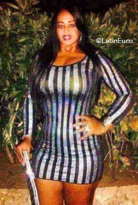 Date this exotic Dominican Republic girl Jaquelin from Santo Domingo DO40173