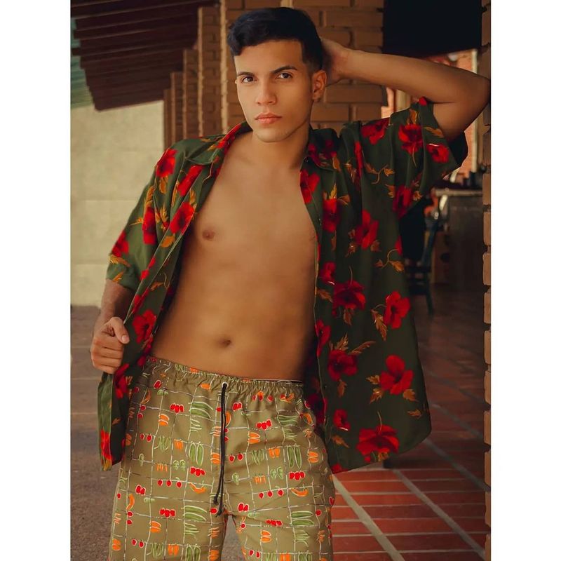 Date this happy Venezuela man Bryan from Caracas VE4075