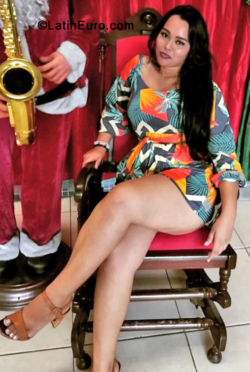 Date this foxy Brazil girl Dayane from Manaus BR11489