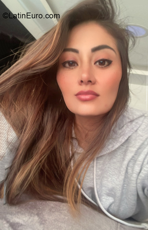 Date this young Ecuador girl Sofia from Ambato EC877