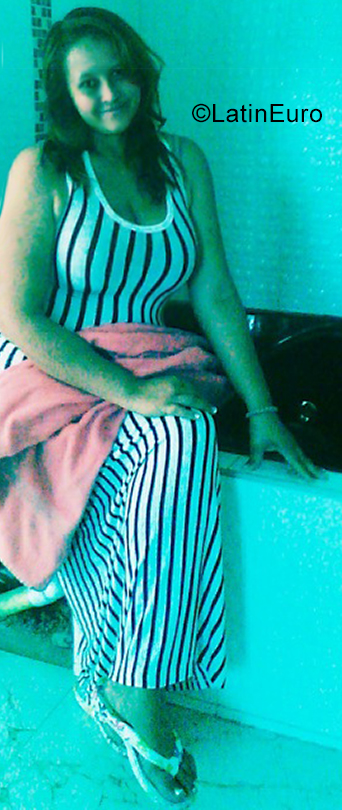 Date this beautiful Colombia girl Carolina from Yopal CO31211