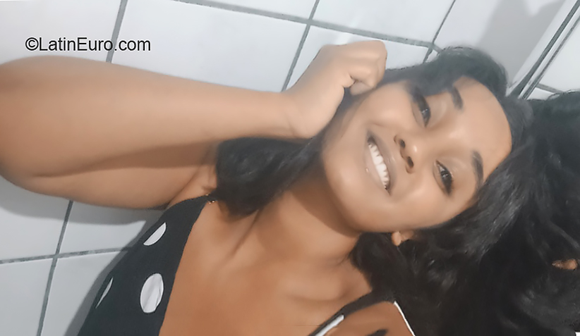 Date this hot Brazil girl VANESSA from Belo Horizonte BR11605