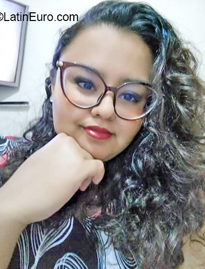 Date this cute Brazil girl Albiege from Porto Alegre BR11646